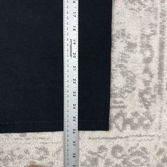 Righteous T Shirt Black Short Sleeve Kids Paying In Snow Boxy Tee Size Medium - Picture 2 of 6